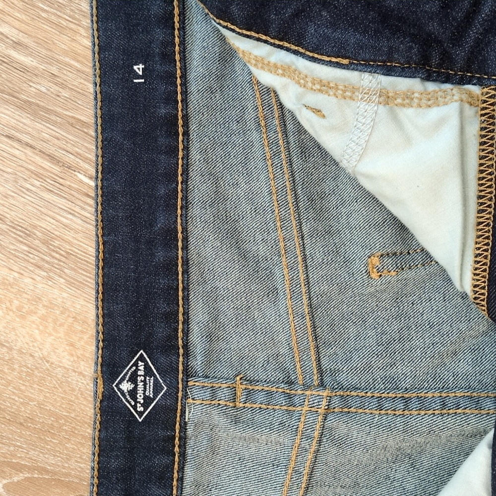 St John's Bay Floral 💐🌹🪻Embroidered Women's Jeans - Dark Blue size 14  😍🥰 - Picture 4 of 10